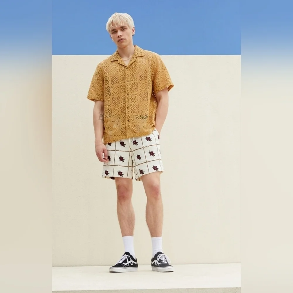 Pacsun Men's Floral Linen Shorts Embroidered Casual Elastic Waist M